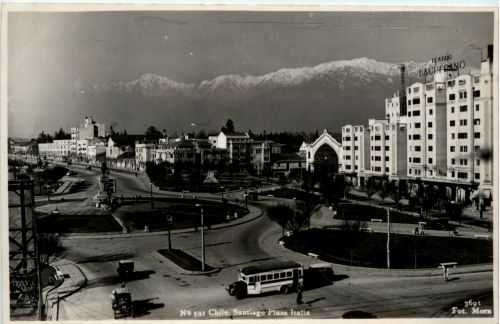 Chile - Santiago - Plaza Italia