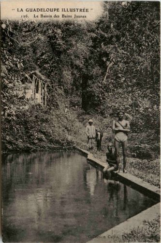 Guadeloupe - Le Bassin des Bains Jaunes