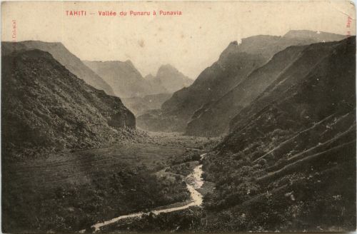 Tahiti - Vallee du Punaru