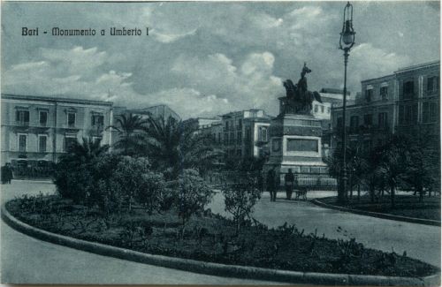 Bari - Monumento a Umberto I