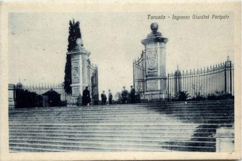 Taranto - Ingresso Giardini Perpato