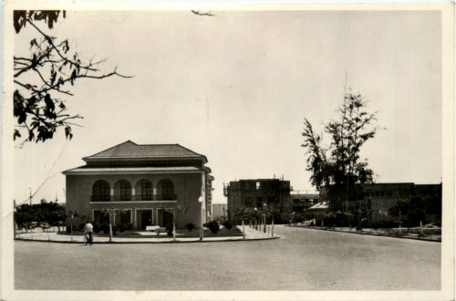 Lobito - Square Salazar