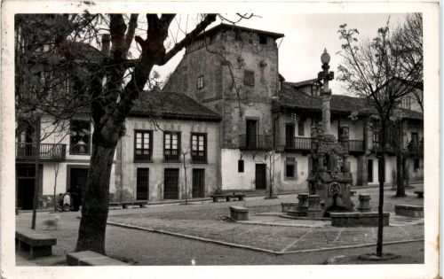 Comillas - Fuente de Pielagos