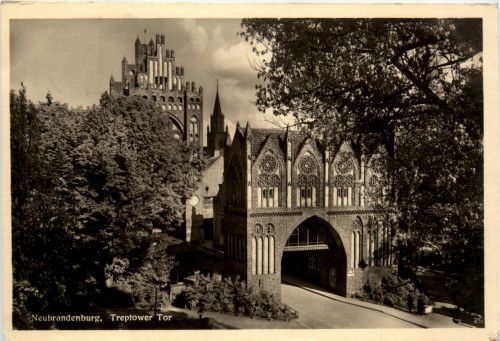 Neubrandenburg i. M., Treptower Tor