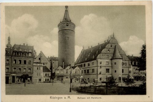Kitzingen, Rathaus mit Marktturm
