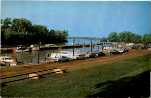 Louisville - Boat Harbor