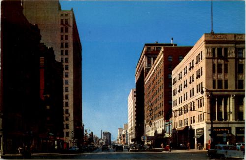 Louisville - Broadway