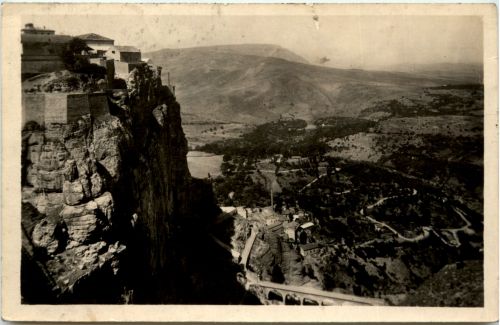 Constantine, Rocher de Constantine et la plaine