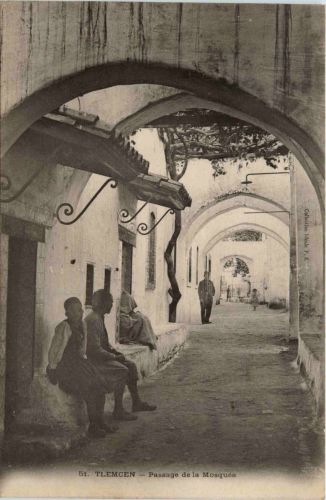 Tlemcen, Passage de la Mosquee