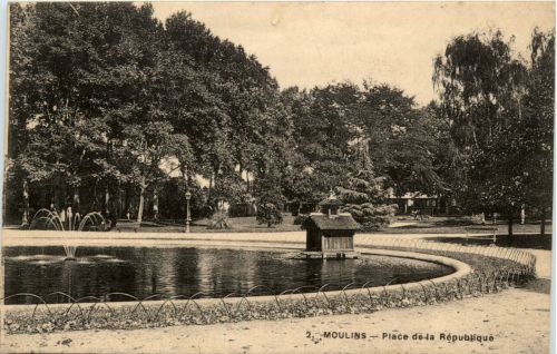 Moulins, Place de la Republique