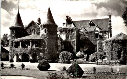 Montlucon - Chateau de Saint-Jean