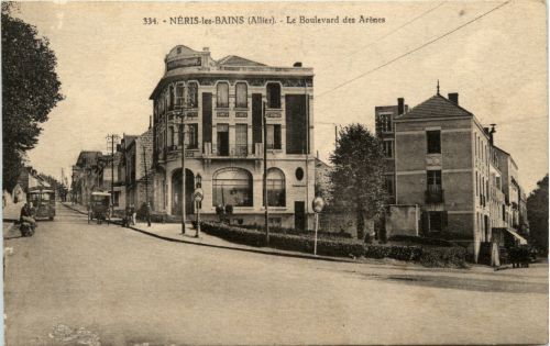 Neris-les-Bains, Le Boulevard des Arenes