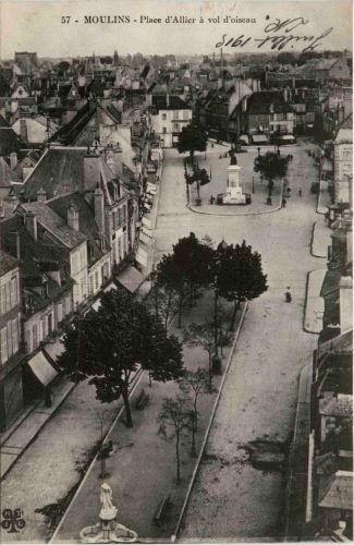 Moulins, Place dÀllier a vol dòiseau