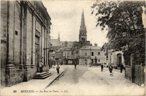 Moulins, La Rue de Paris