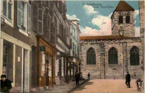 Montlucon, Place Notre-Dame