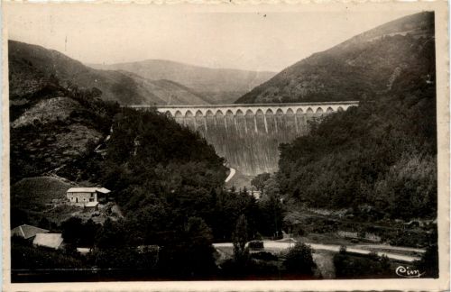 Roanne, Le Barrage de La Tache