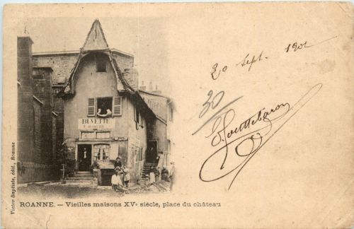 Roanne, Vieilles maisons, place du Chateau