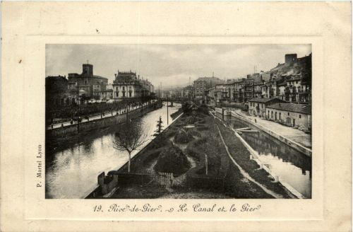 Rive de Pier, Le Canal et le Pier