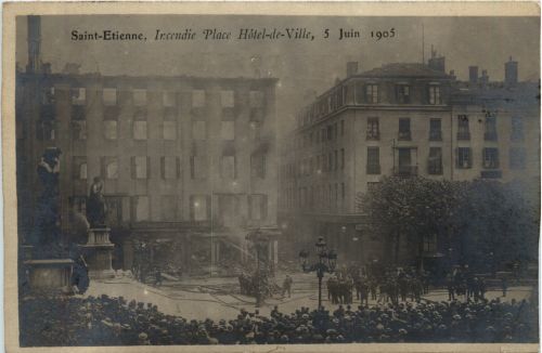 Saint-Etienne, Incendie Place Hotel-de-Ville