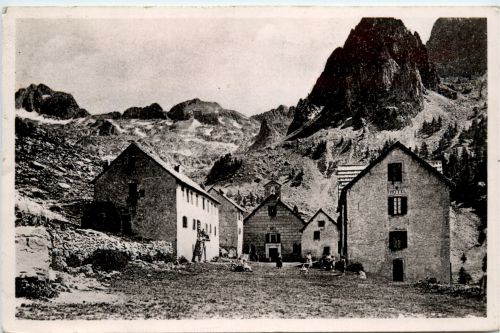 St-Martin-Vesubie, Sanctuaire et Hotel de Fenestre