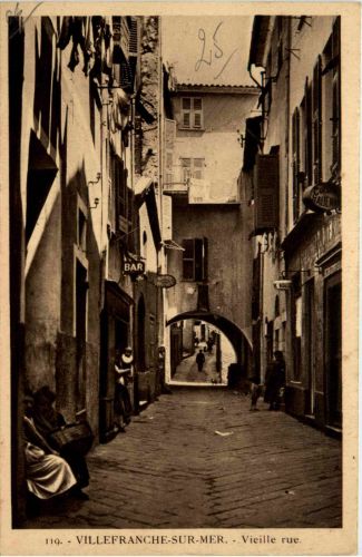 Villefranche-Sur-Mer, Vieille rue