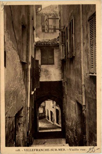 Villefranche-Sur-Mer, Vieille rue
