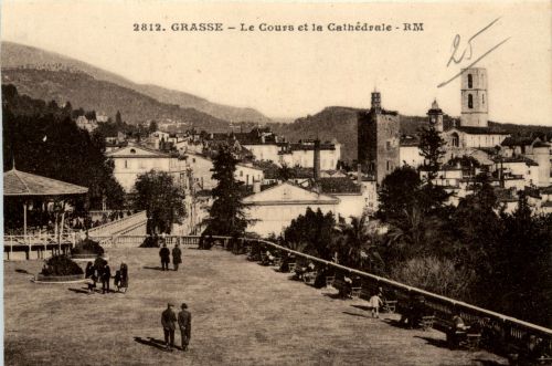 Grasse, Le Cours et la Cathedrale