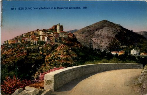 Eze, Vue generale et la moyenne Corniche
