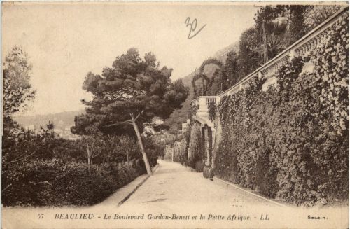 Beaulieu sur Mer, Le Boulevard Gordon-Benett et la petite Afrique