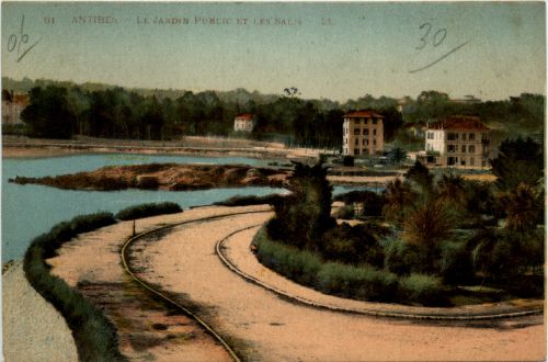 Antibes, Le Jardin Public et les Salis