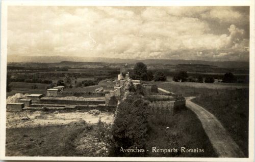 Avenches - Remparts Romains