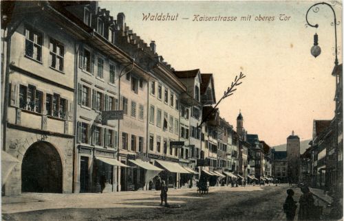 Waldshut - Kaiserstrasse mit oberes Tor