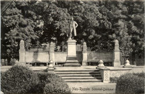 Neu-Ruppin, Schinkel-Denkmal