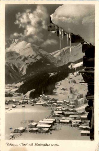 Holzgau mit Lärchspitze