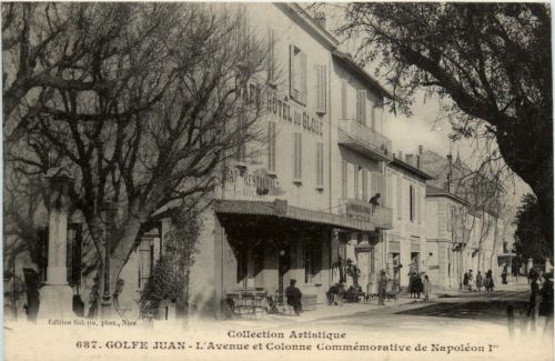 Golfe Juan - L Avenue et Colonne Commemorative de Napoleon