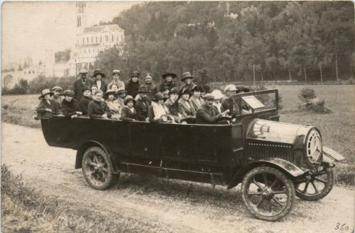 Bus