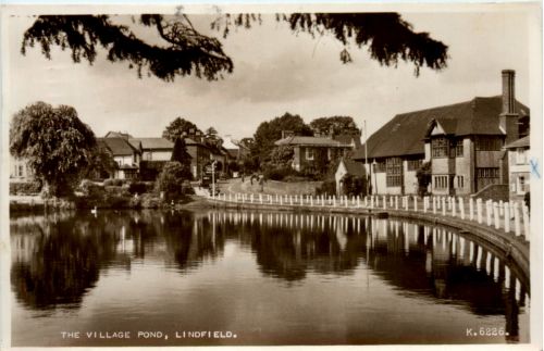 Lindfield - Village Pond