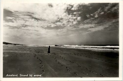 Ameland - Strand bij avond