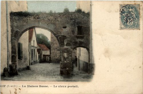 Gif - La Maison Basse - Le vieux portail