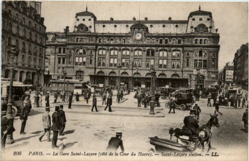 Paris - La Gare Saint Lazare