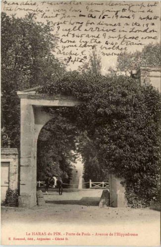 Le Haras du Pin - Porte de Paris