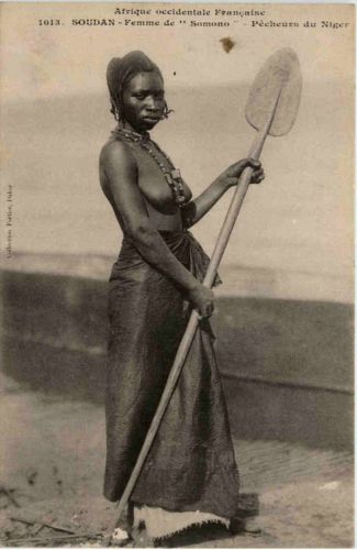 Soudan - Femme de Somono - Erotik