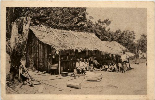 Gabon - Case de catechiste