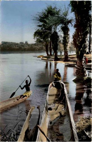 Senegal - Scene de vie au bord du Fleuve
