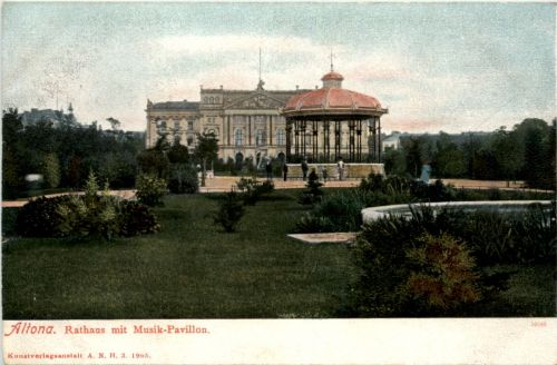 Altona - Rathaus mit Musik Pavillon