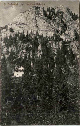 Brünstein mit Unterkunftshaus