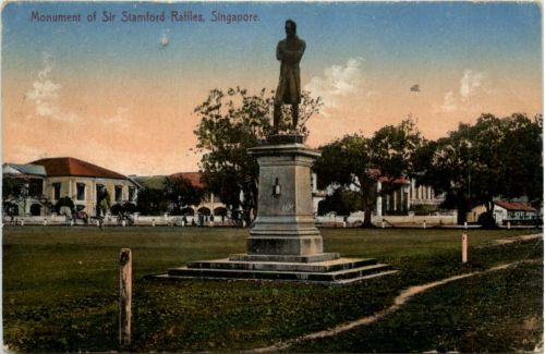 Singapore - Monument of Sir Stamford Raffles