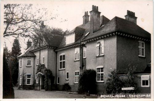 Crowcombe - Denzel House