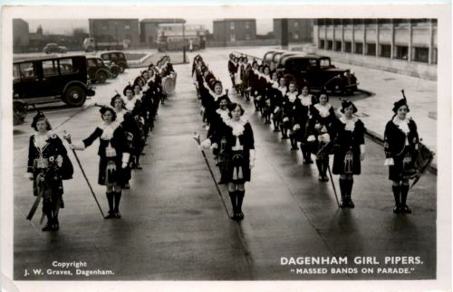 Dagenham Girl Pipers