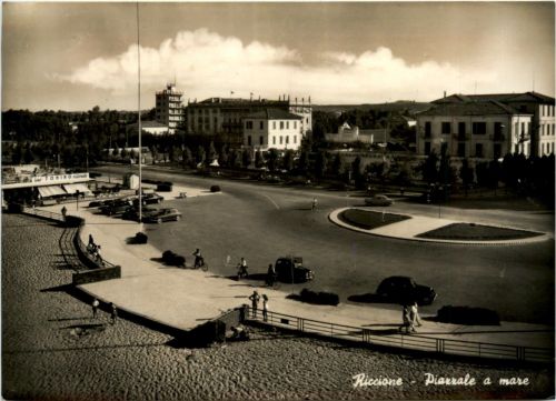 Riccione - Piazzale a mare